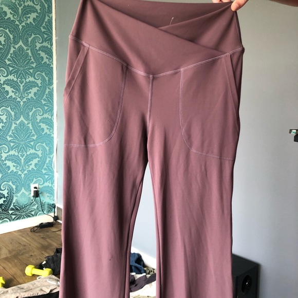 Halara wide leg crossover waist yoga pants - Picture 1 of 4